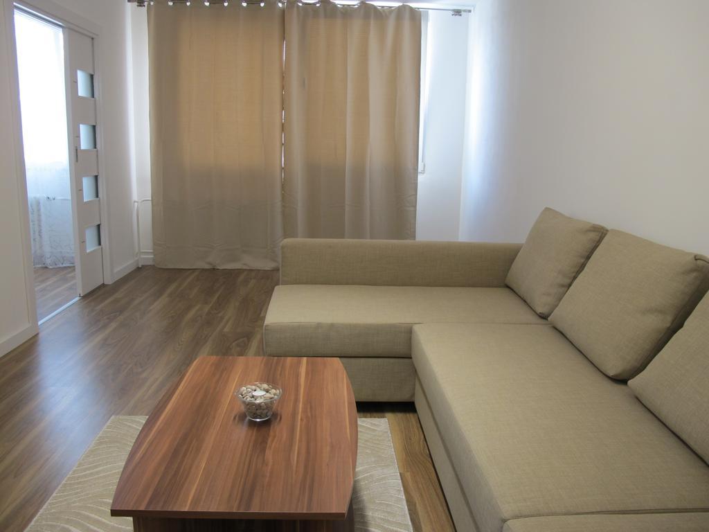 Jenys Apartment Теплице Экстерьер фото