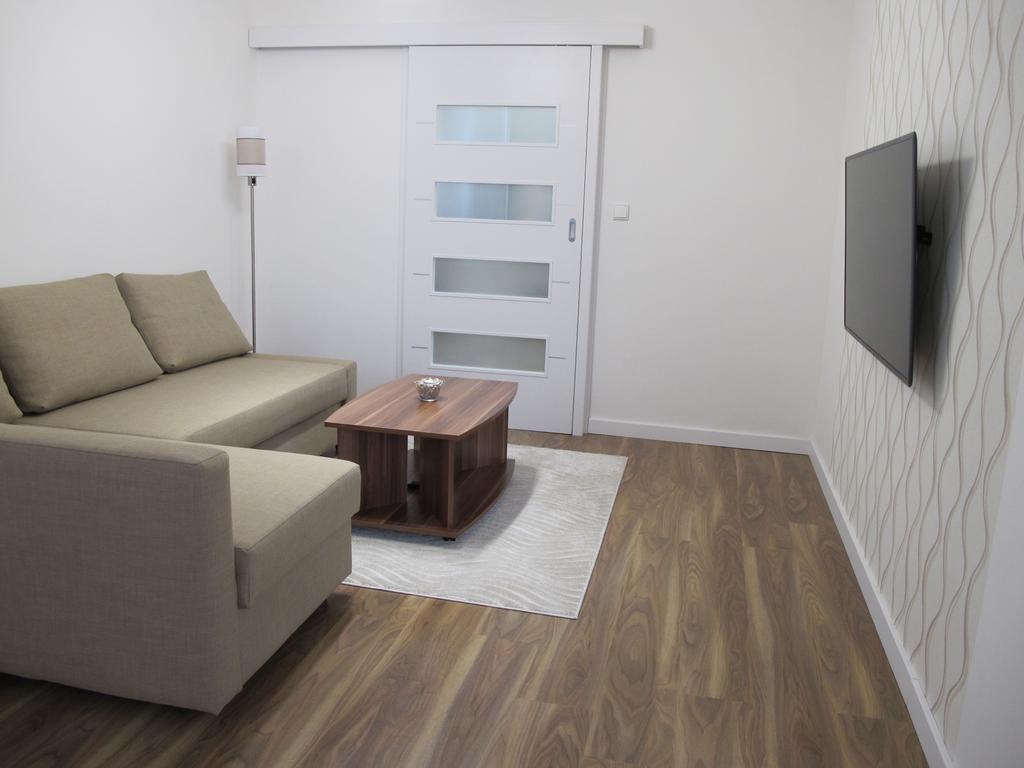 Jenys Apartment Теплице Экстерьер фото